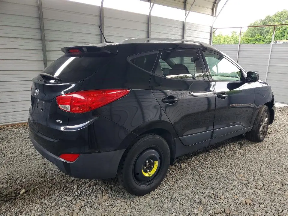 2015 HYUNDAI TUCSON SE  