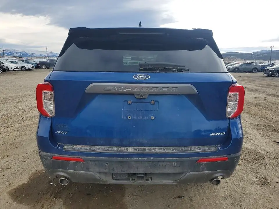 2022 FORD EXPLORER XLT  
