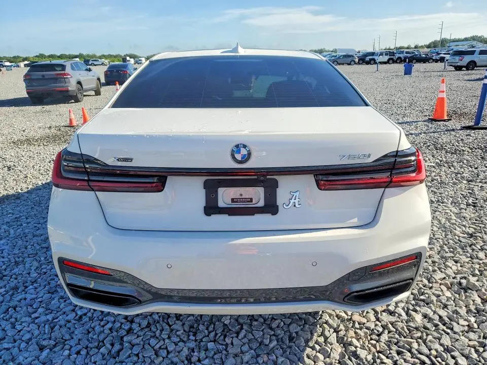 2021 BMW 750 XI  