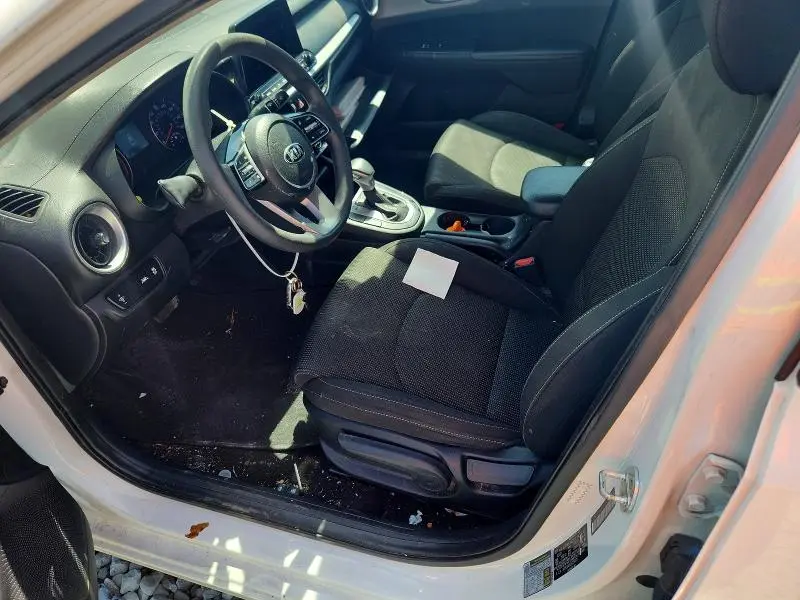 2020 KIA FORTE LXS  
