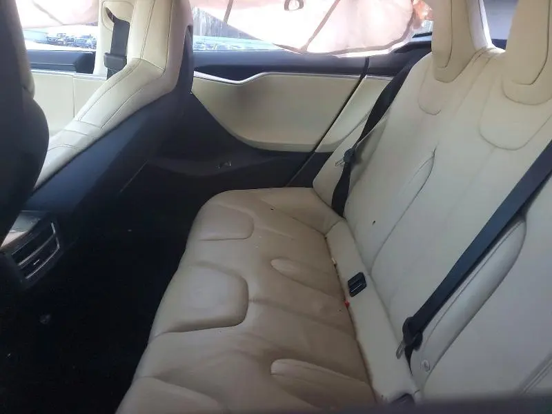 2015 TESLA MODEL S 85D  