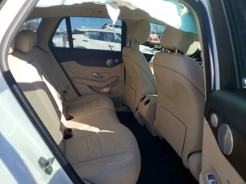 2020 MERCEDES-BENZ GLC 300 4MATIC  