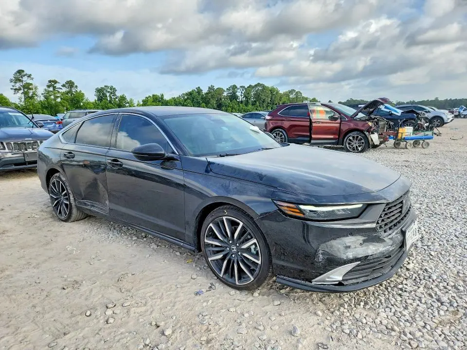 2025 HONDA ACCORD TOURING HYBRID  