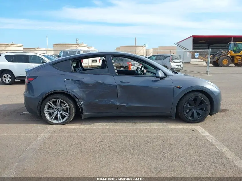 2022 TESLA MODEL Y LONG RANGE DUAL MOTOR ALL-WHEEL DRIVE