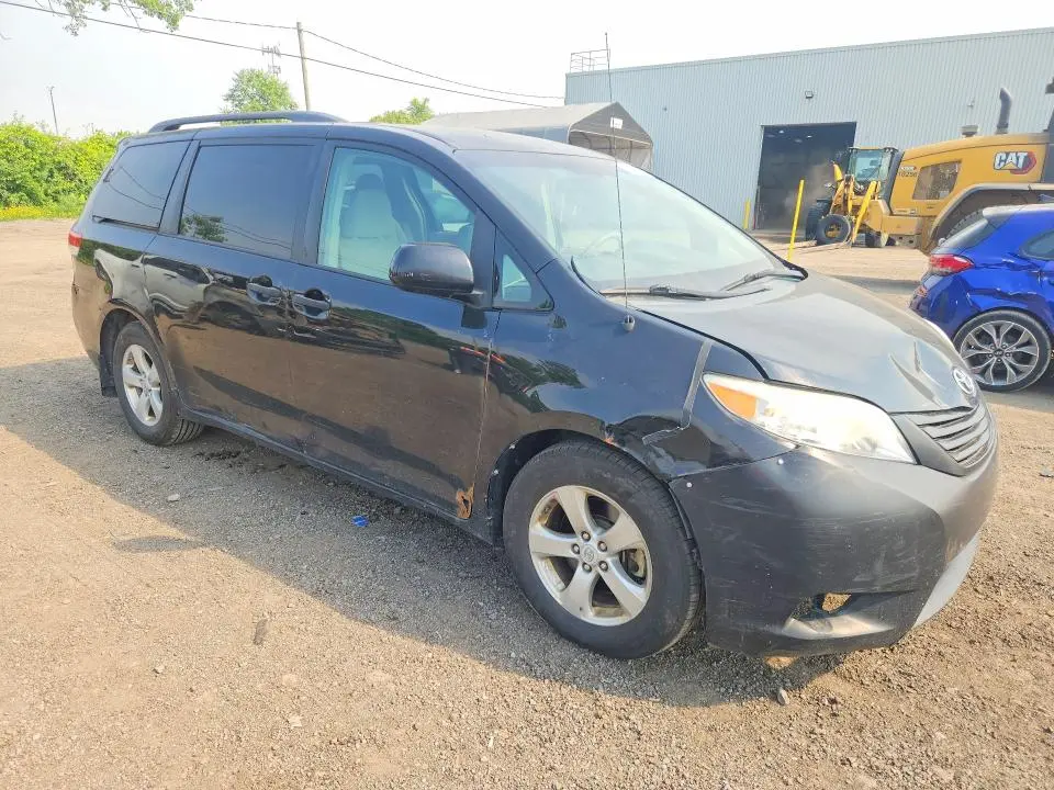 2011 TOYOTA SIENNA BASE 7-PASSENGER  