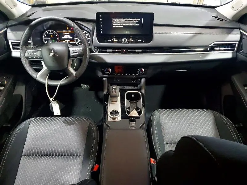 2025 MITSUBISHI OUTLANDER ES  