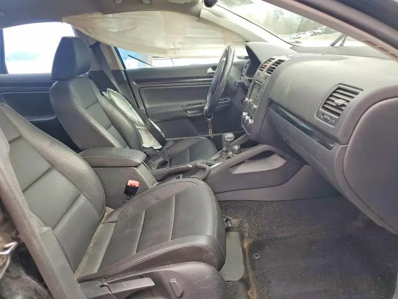2010 VOLKSWAGEN JETTA TDI  