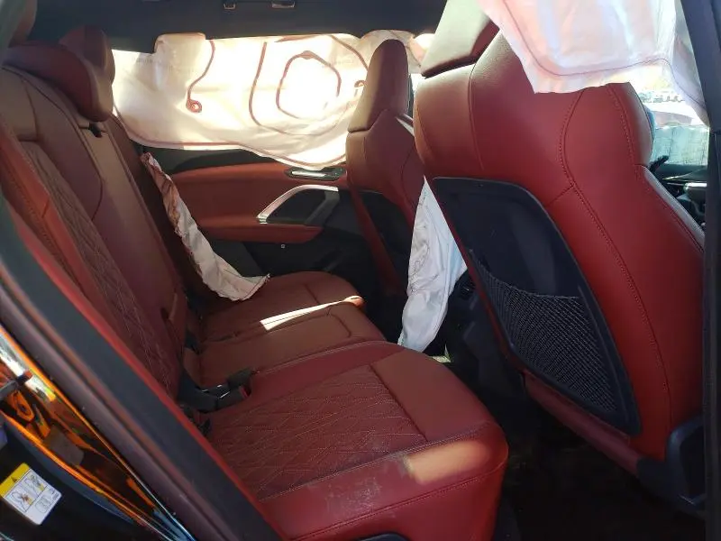 2025 AUDI SQ5 PRESTIGE  