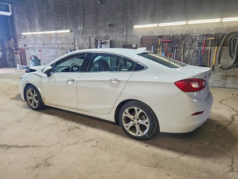2016 CHEVROLET CRUZE PREMIER  
