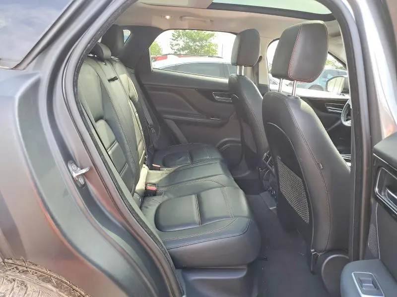 2018 JAGUAR F-PACE PRESTIGE  