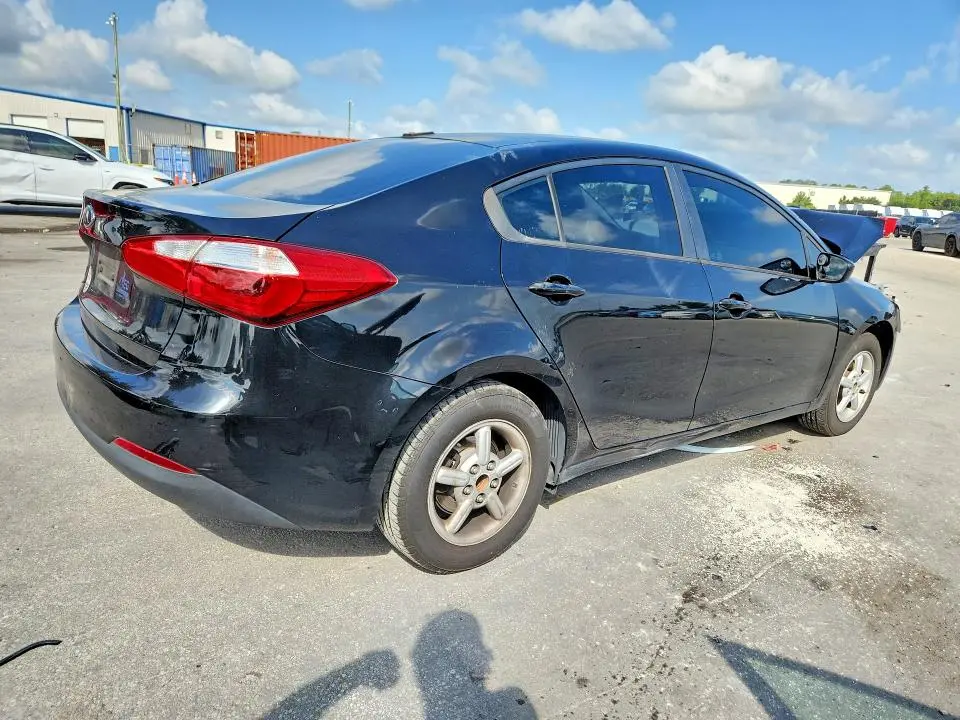 2016 KIA FORTE LX  