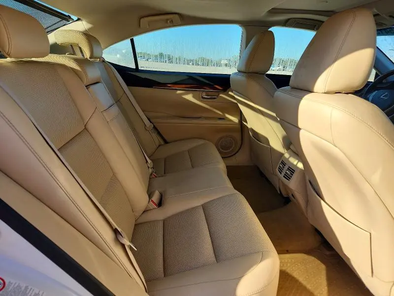 2013 LEXUS ES 300H  
