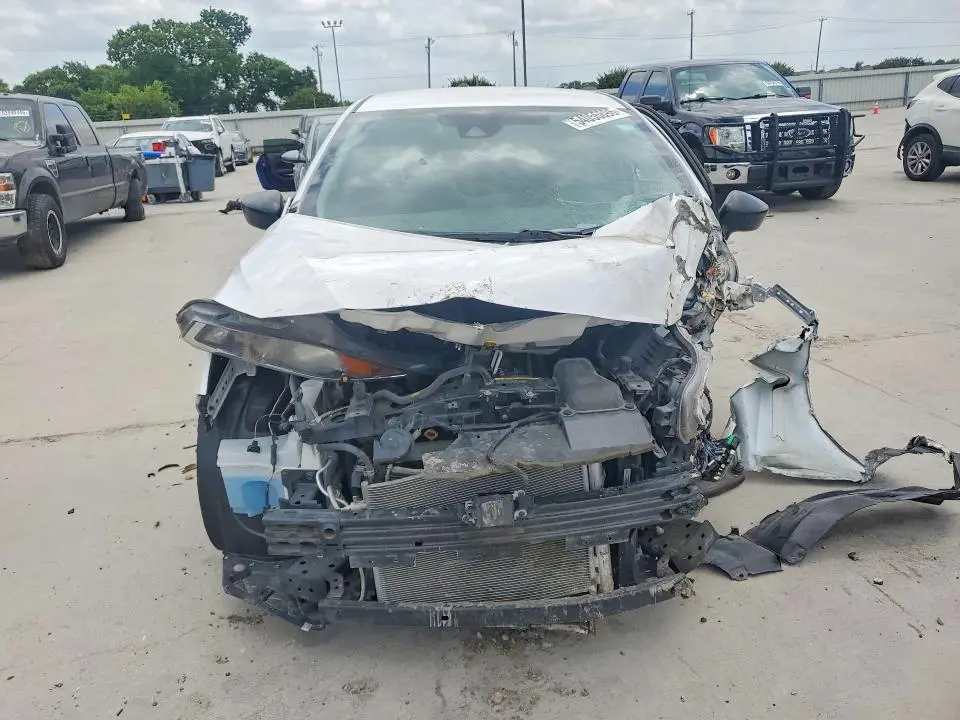 2023 NISSAN VERSA S  