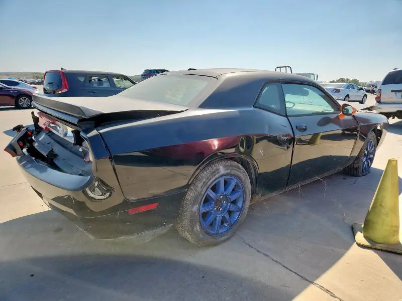 2012 DODGE CHALLENGER SXT  