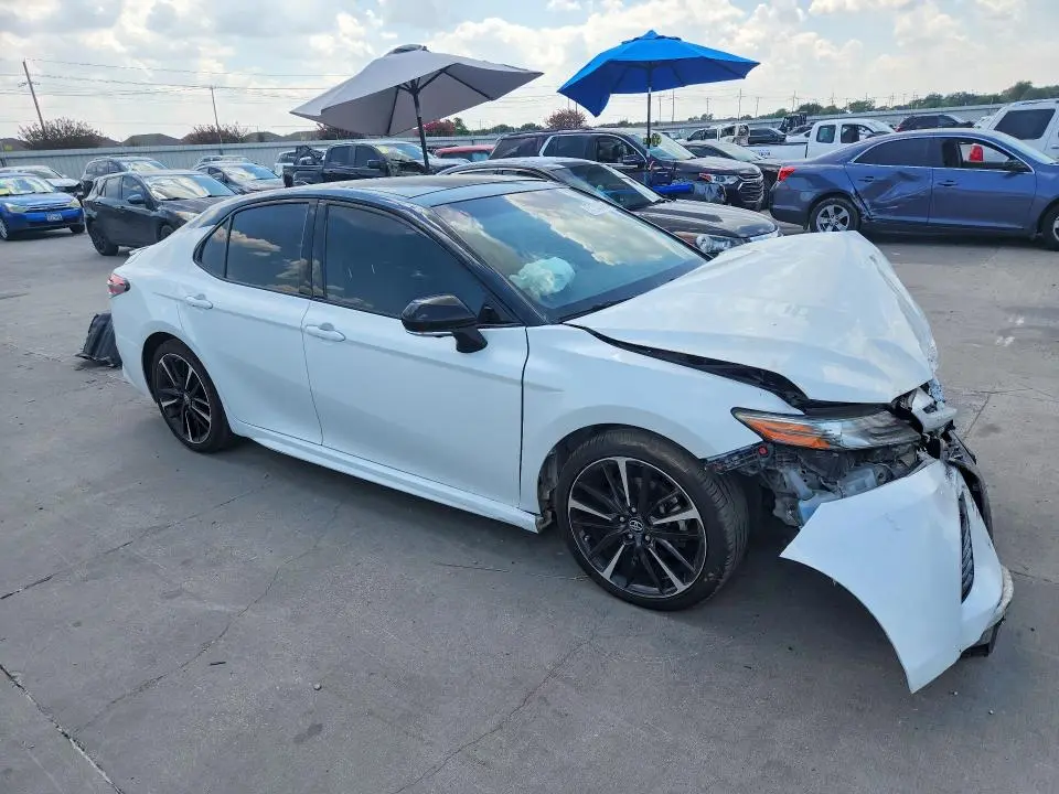 2018 TOYOTA CAMRY XSE V6  