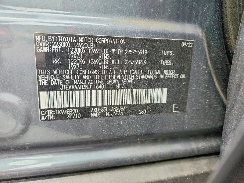 2022 TOYOTA VENZA XLE  