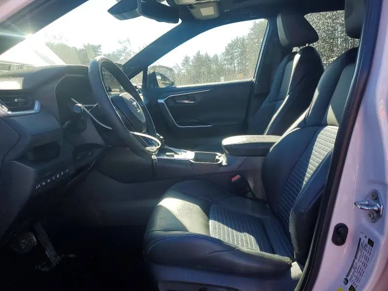 2024 TOYOTA RAV4 XSE  