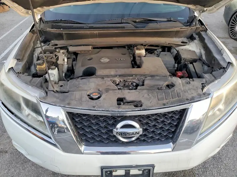 2016 NISSAN PATHFINDER S  