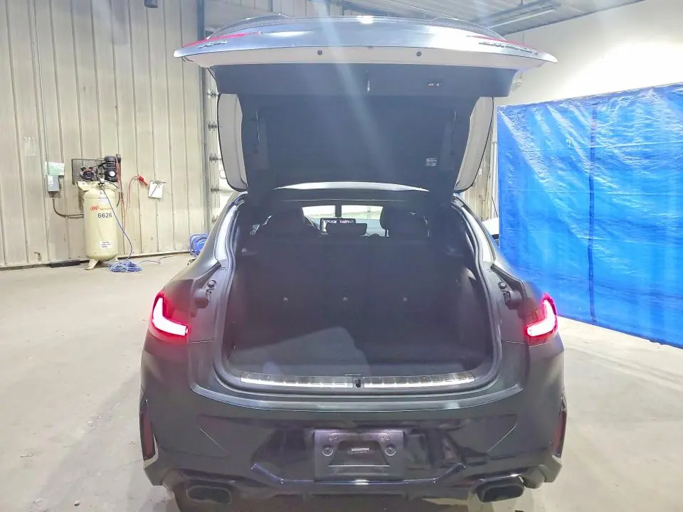 2023 BMW X4 M40I  