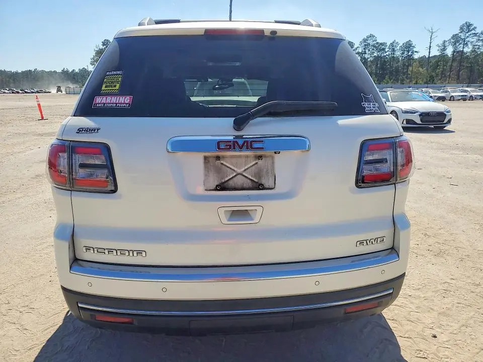 2015 GMC ACADIA SLT-1  
