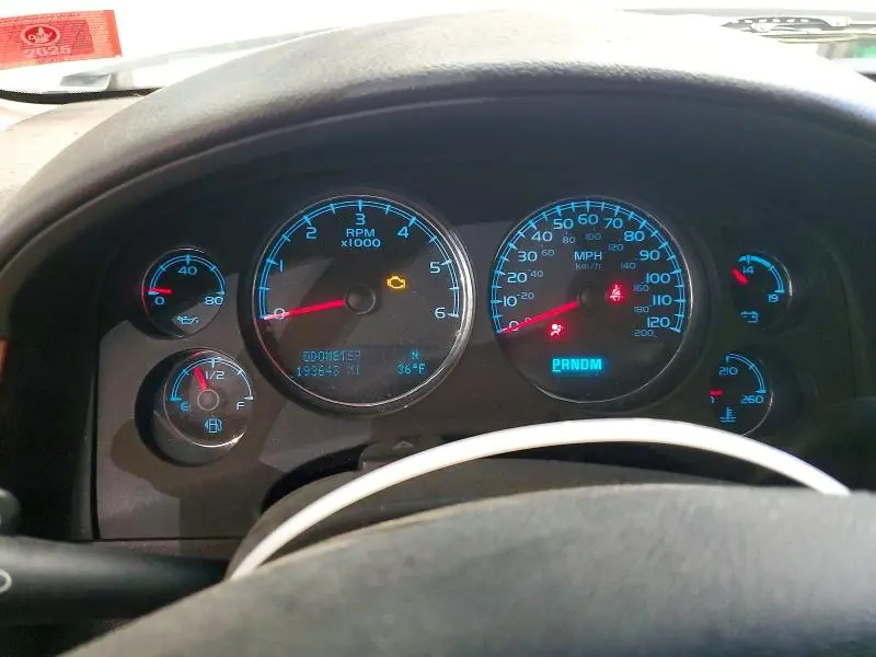 2011 CHEVROLET SUBURBAN K1500 LT  