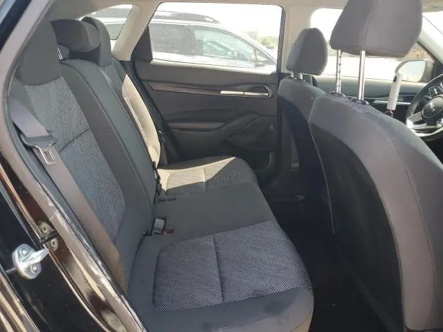 2023 KIA SELTOS LX  