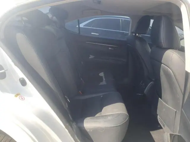 2016 LEXUS ES 300H  