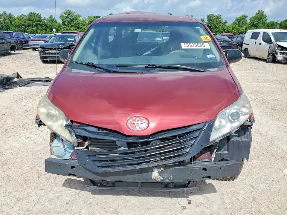 2013 TOYOTA SIENNA L 7-PASSENGER  