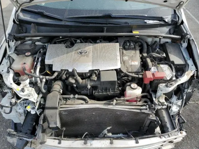 2017 TOYOTA PRIUS   