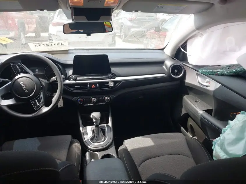 2024 KIA FORTE LX
