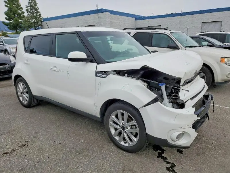 2019 KIA SOUL +  