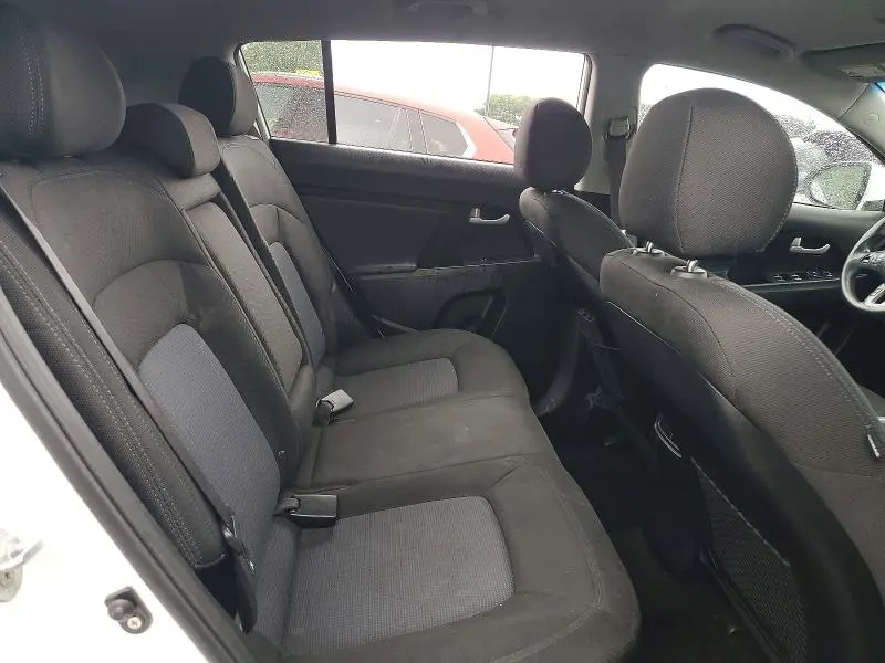 2016 KIA SPORTAGE LX  