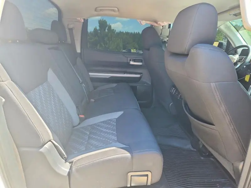 2019 TOYOTA TUNDRA CREWMAX SR5  