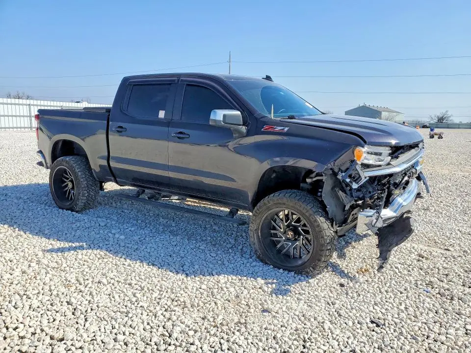 2023 CHEVROLET SILVERADO K1500 LT  