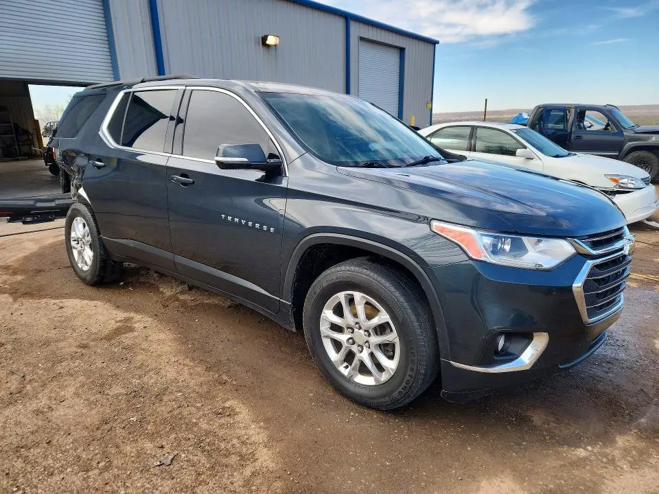 2020 CHEVROLET TRAVERSE LT  