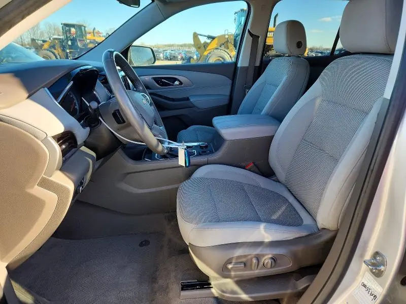 2021 CHEVROLET TRAVERSE LT  