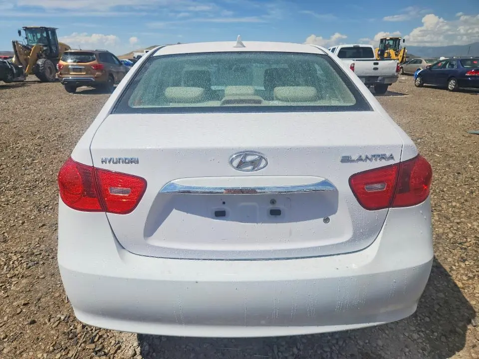2010 HYUNDAI ELANTRA GLS  