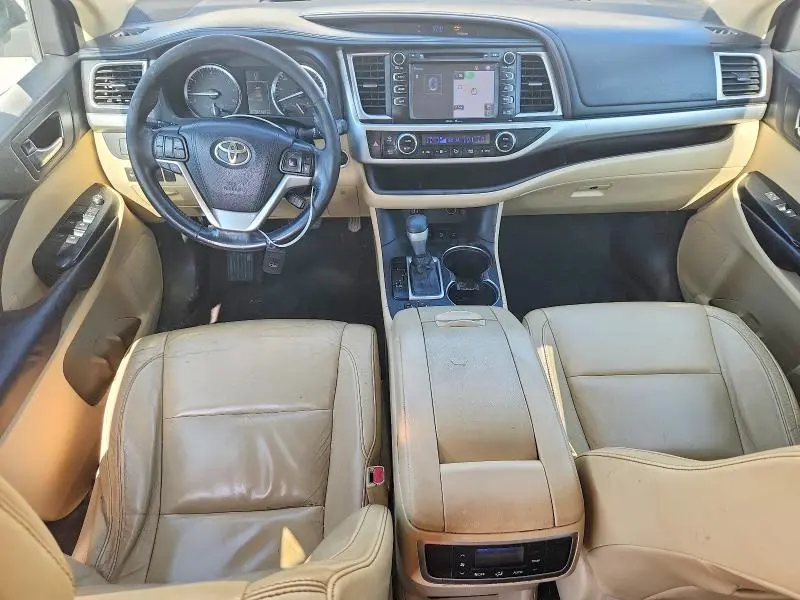 2015 TOYOTA HIGHLANDER XLE  