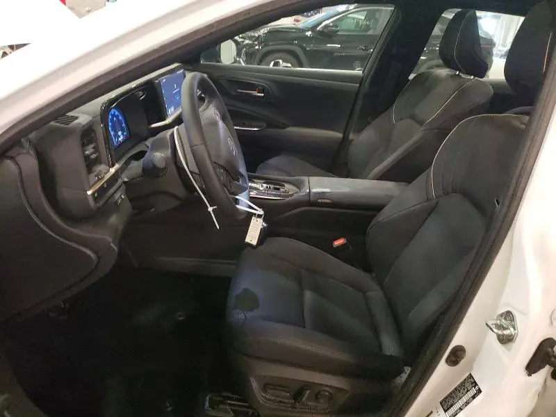 2026 TOYOTA CROWN LIMITED  