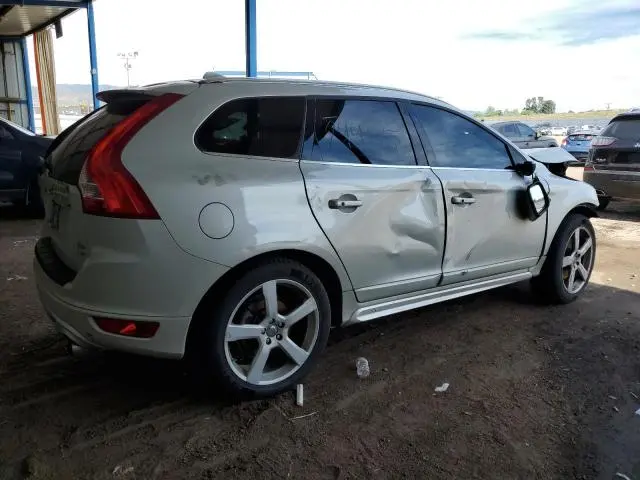 2011 VOLVO XC60 T6  