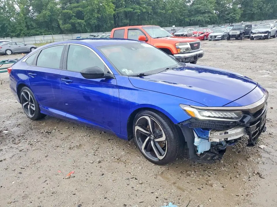 2021 HONDA ACCORD SPORT  
