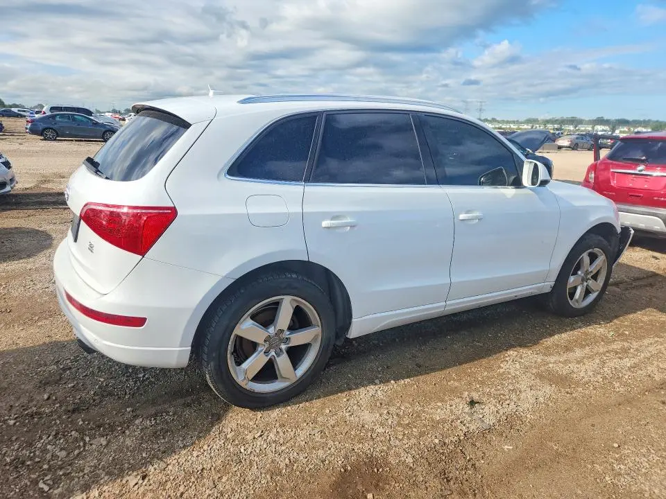 2010 AUDI Q5 PREMIUM PLUS  