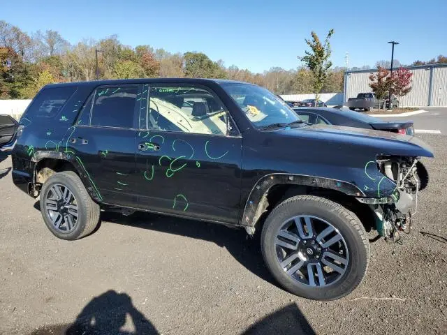 2018 TOYOTA 4RUNNER SR5/SR5 PREMIUM  