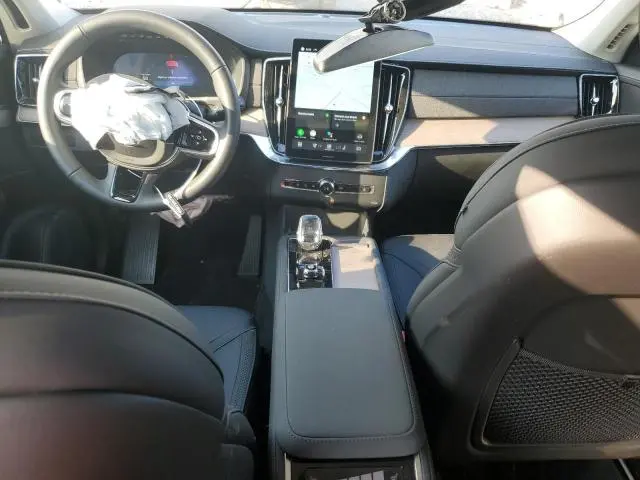 2025 VOLVO XC90 PLUS  