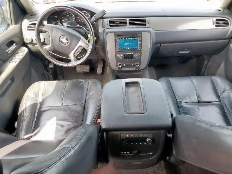 2011 CHEVROLET SUBURBAN K1500 LT  