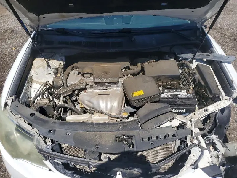 2013 TOYOTA CAMRY SE  