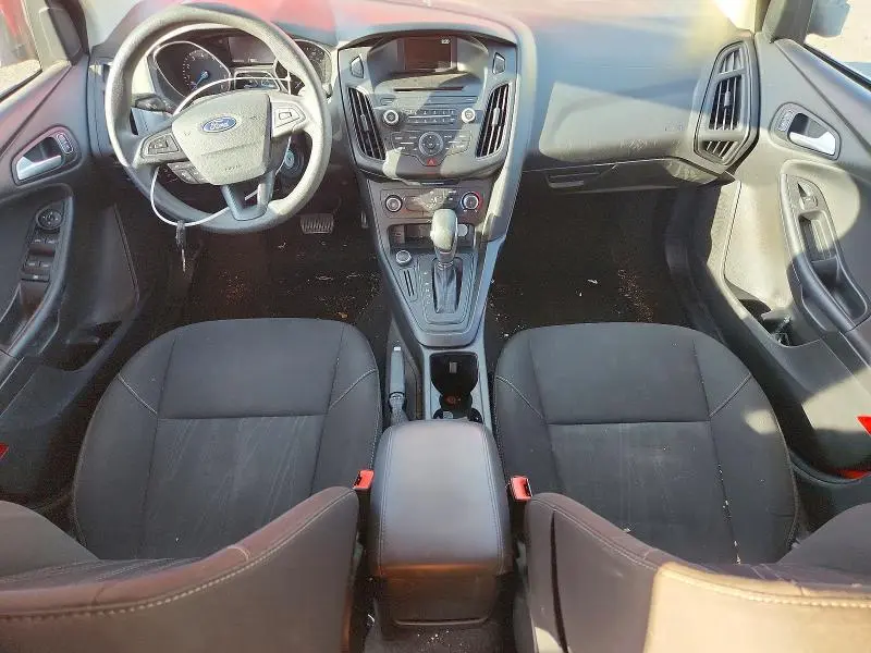 2017 FORD FOCUS SE  