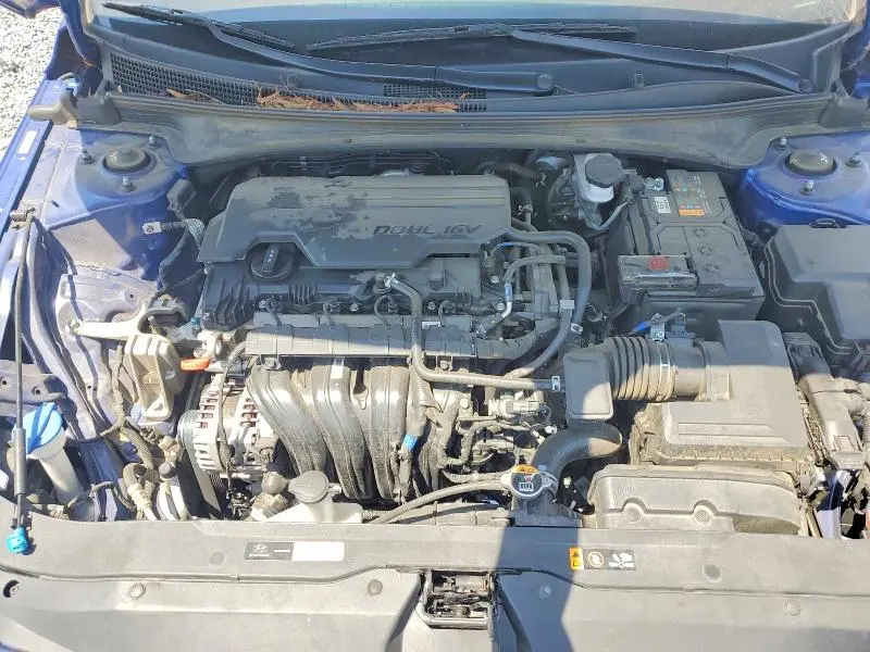 2024 HYUNDAI ELANTRA SE  