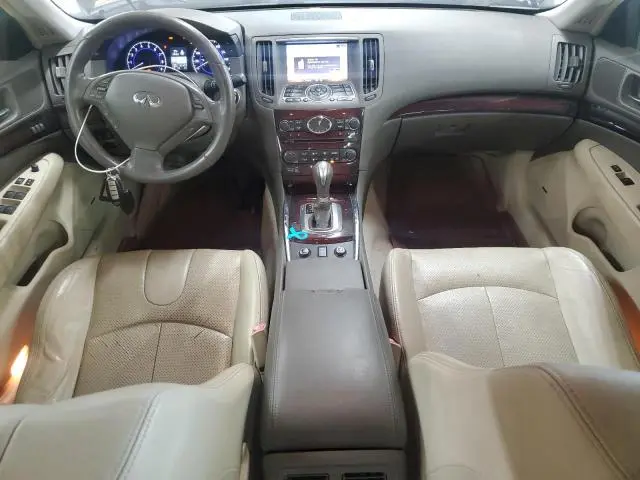 2011 INFINITI G37   
