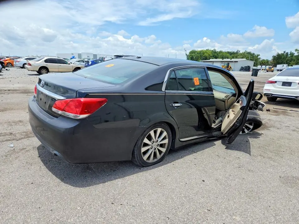 2011 TOYOTA AVALON LIMITED  